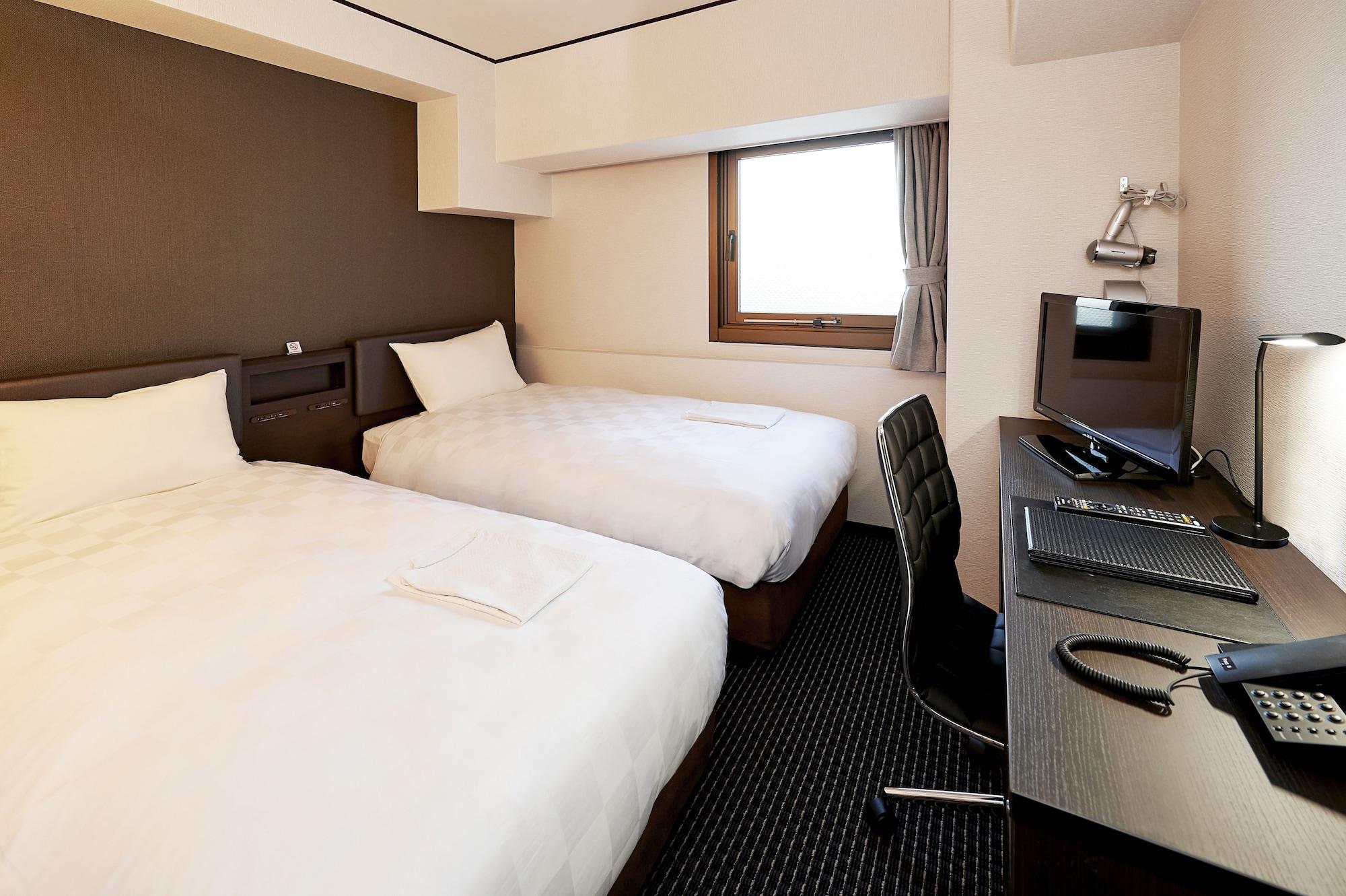 Hotel Consort Shin-Osaka Bagian luar foto
