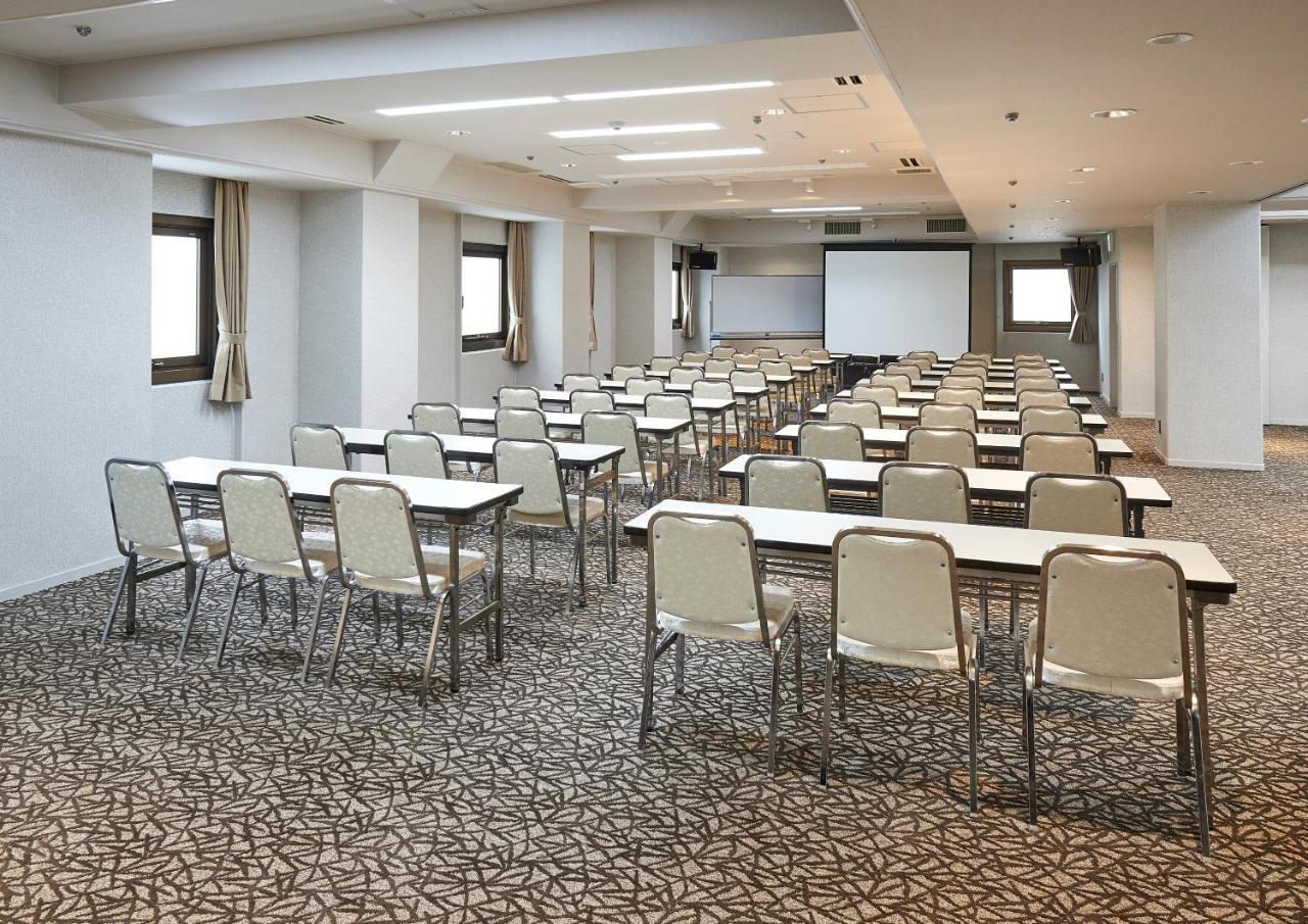 Hotel Consort Shin-Osaka Bagian luar foto